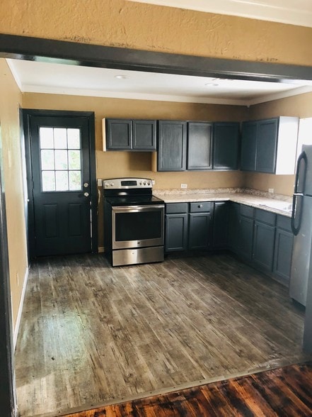 Building Photo - 3 NW 26th St