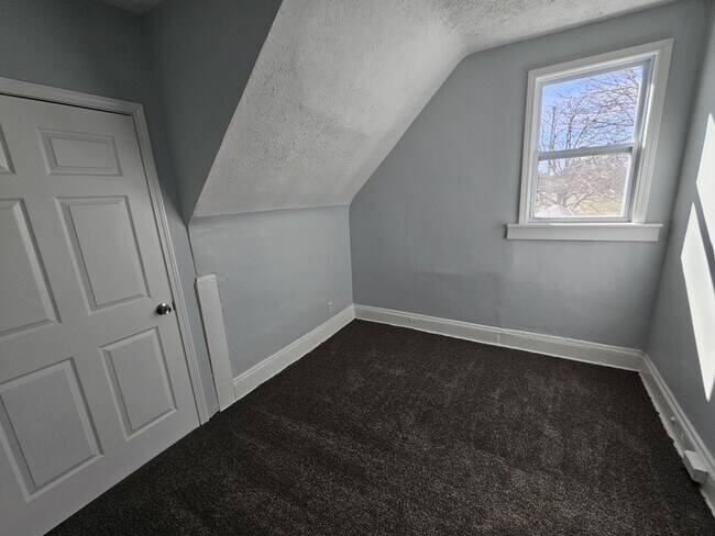 Building Photo - 12405 Signet Ave