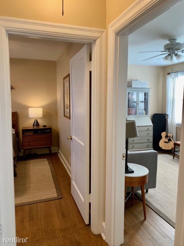 Building Photo - 2 br, 1 bath House - 1904 Warfield A Unit A