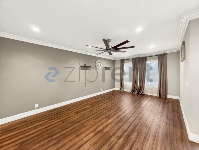 Building Photo - 8162 Havasu Cir