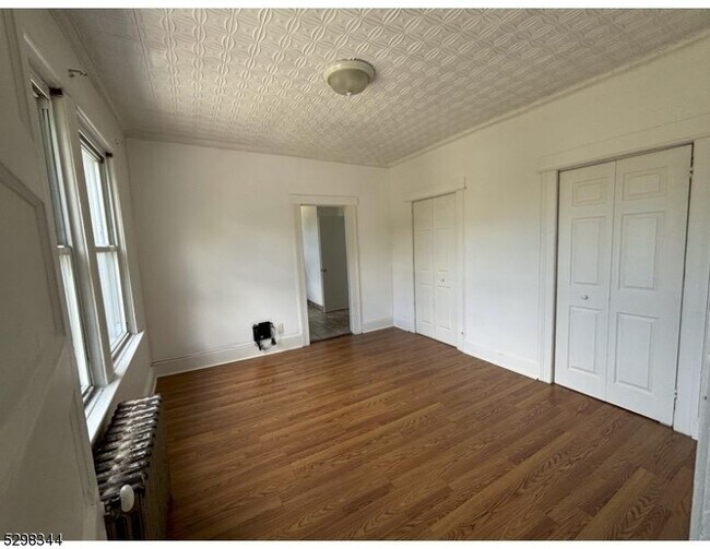 Building Photo - 2 E Passaic Ave