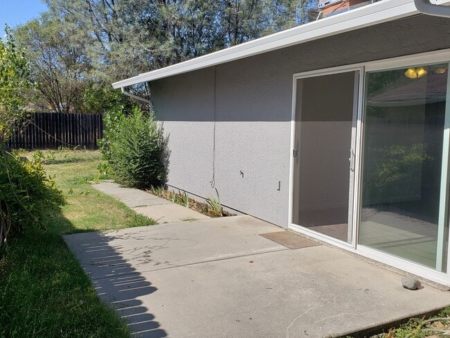 Building Photo - Nice, Cute and Clean!!!