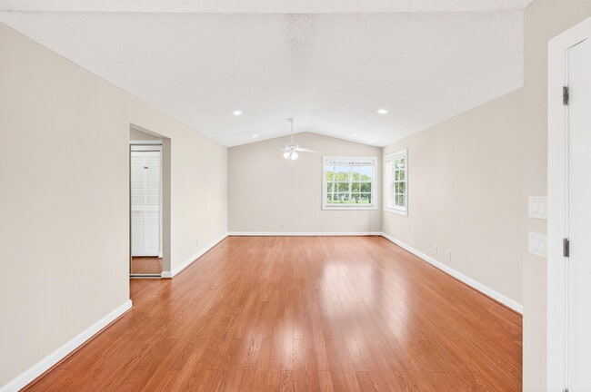 Building Photo - 10574 Wheelhouse Cir