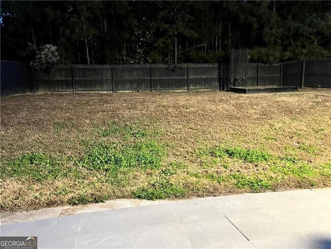 Building Photo - 6064 Red Top Loop