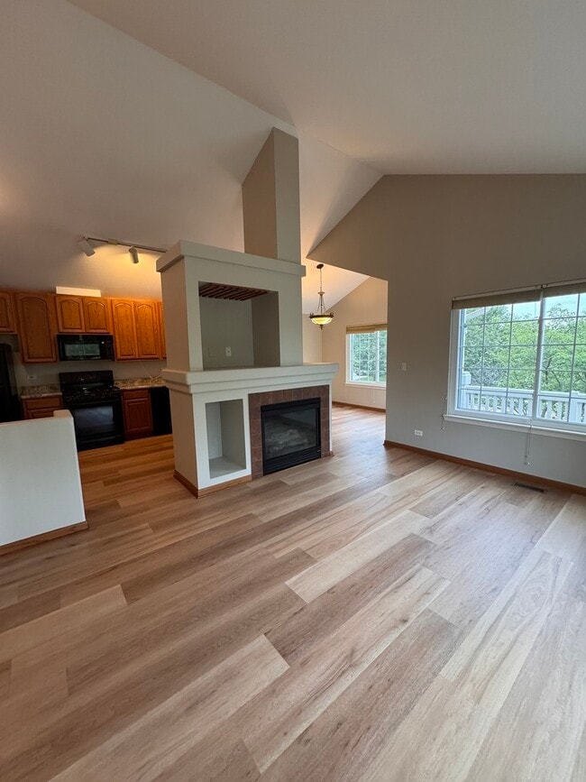 Building Photo - 2270 Twilight Dr