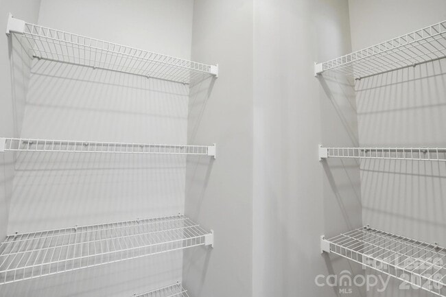 Building Photo - 3031 Breslin St