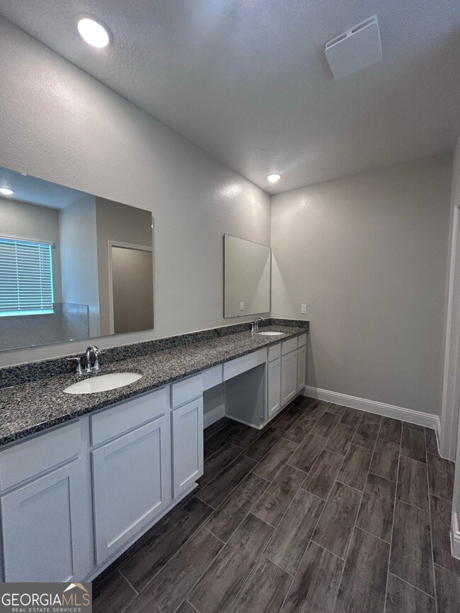 Building Photo - 116 Brookshire Grn Ct