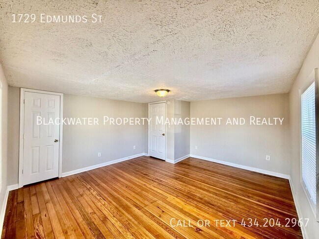 Building Photo - 1729 Edmunds St