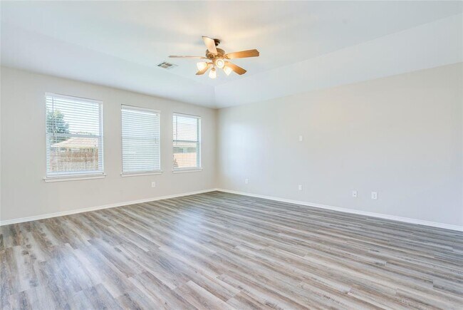 Building Photo - 7722 Buck Meadow Dr
