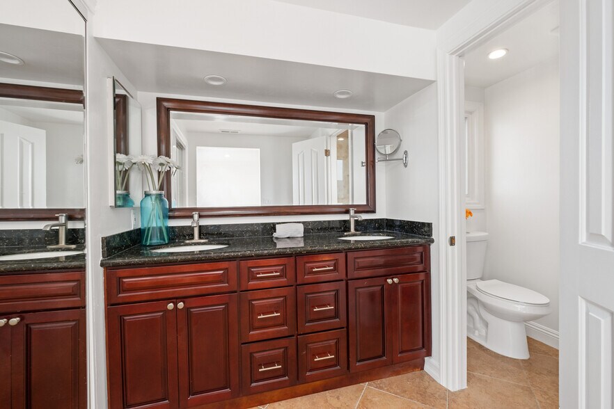 Building Photo - 4013 Via Manzana