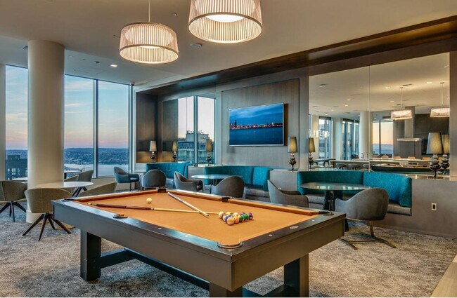 Building Photo - 1525 9th Ave