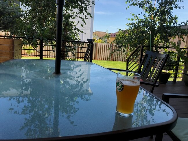 Building Photo - 2105 S Orcas St