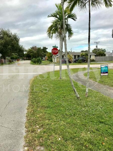 Building Photo - 6451 SW 2nd St