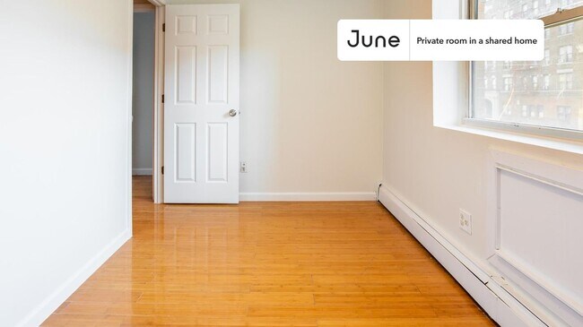 Building Photo - Room in Shared 4 bed/2 bath home