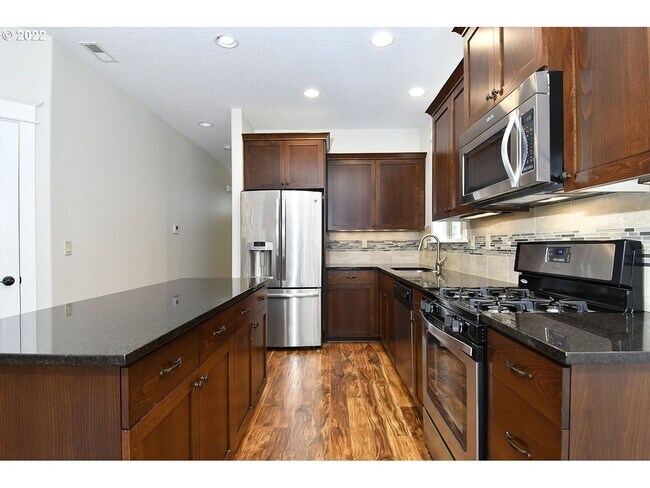 Building Photo - 11048 SW Legacy Oak Way