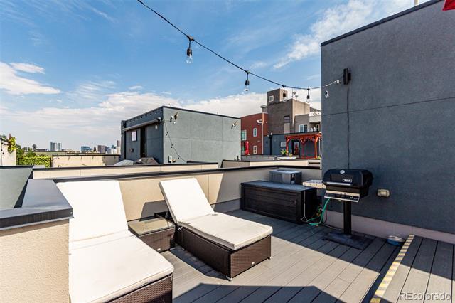 Building Photo - 2920 W 26th Ave