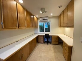 Building Photo - 3708A Claudine St