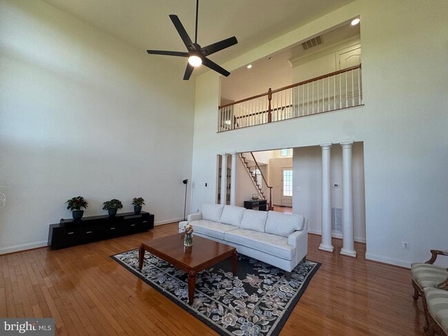 Building Photo - 5117 Sante Fe Ct