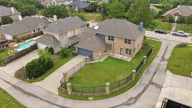 Building Photo - 3705 Menard Dr