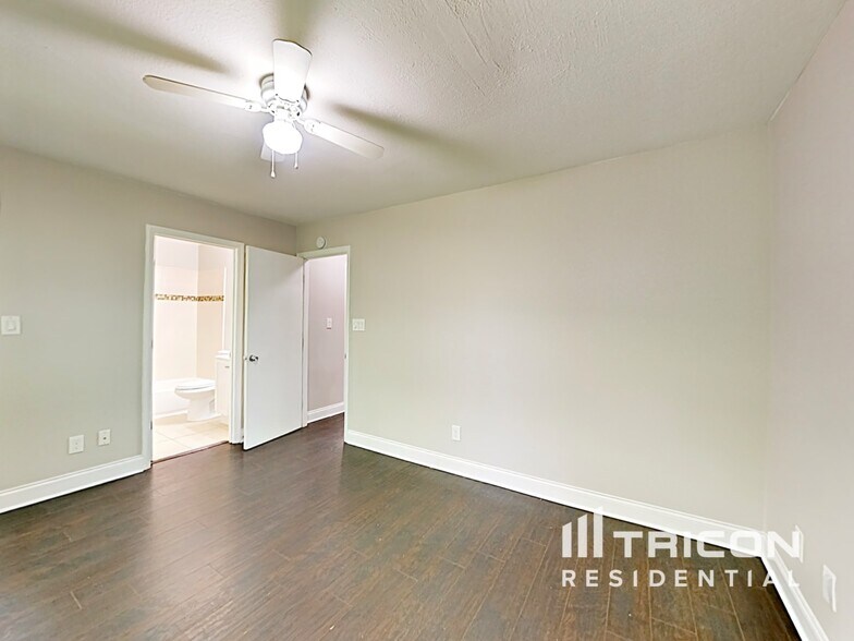 Building Photo - 6120 Coltswood Ct