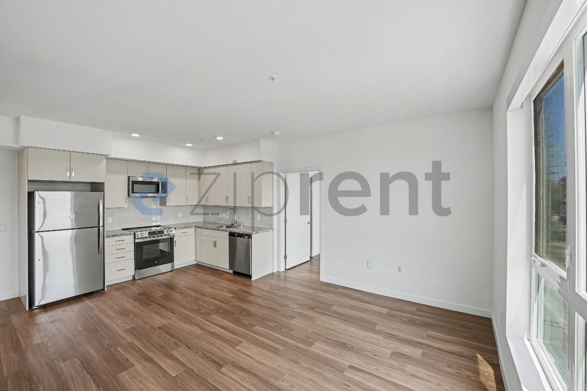 Building Photo - Unit 311