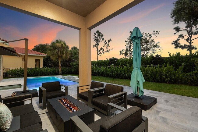 Building Photo - 3381 Lago De Talavera