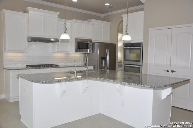 Building Photo - 523 Tranquil Oak