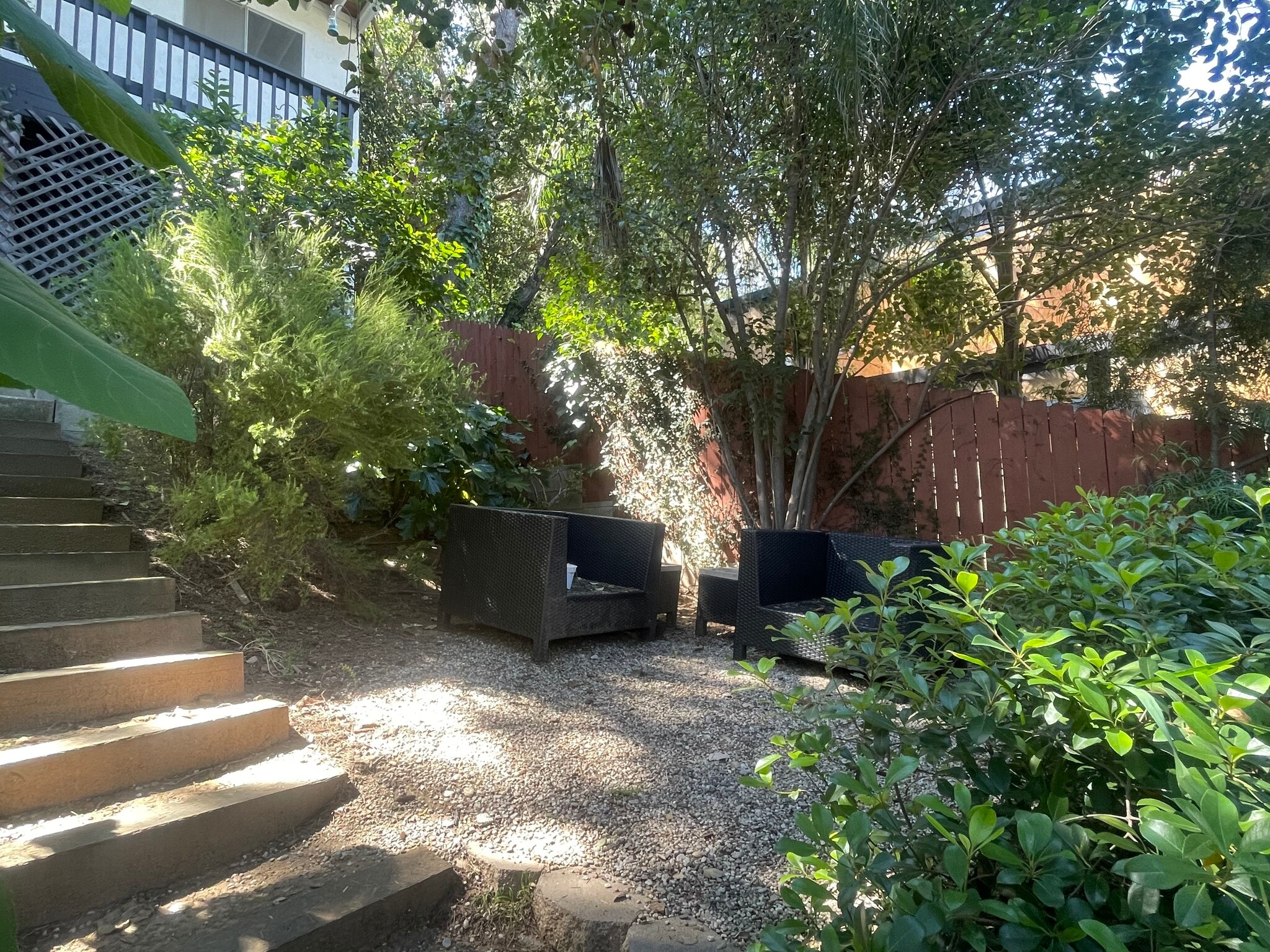 Building Photo - 1827 Oak Tree Dr