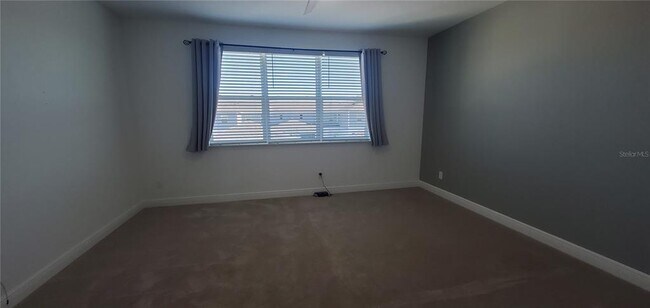 Building Photo - 736 Yukon Ln