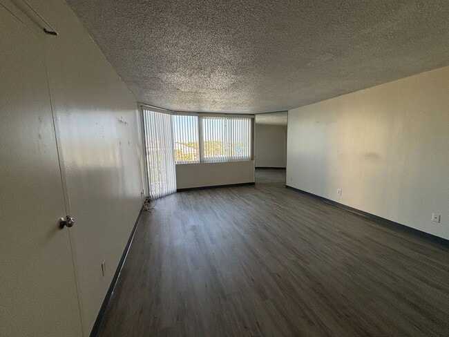 Building Photo - Top of Gulf Condos #404