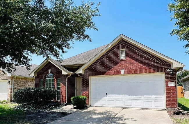 Building Photo - 2027 Mickle Creek Dr
