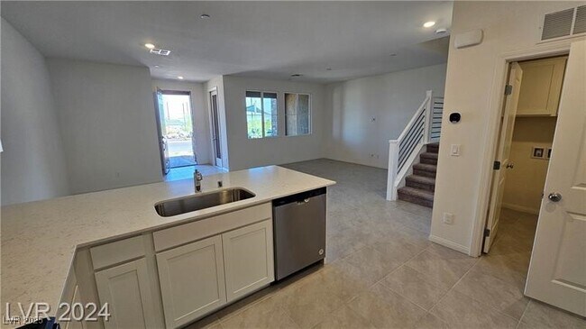 Building Photo - 3415 Costa Caparica Ln