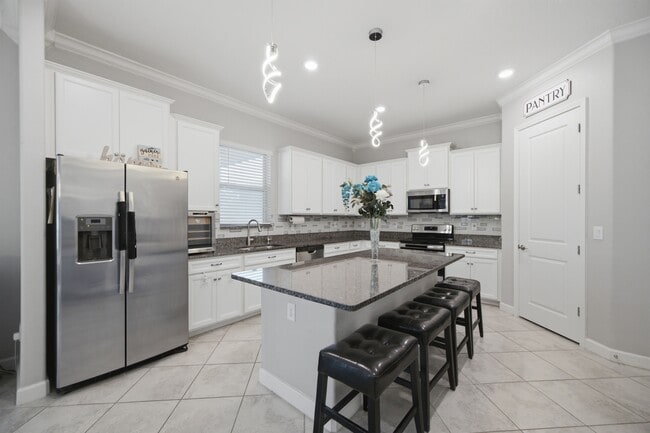 Building Photo - Sunburst Marble Rd 14119-LEASE ONLY