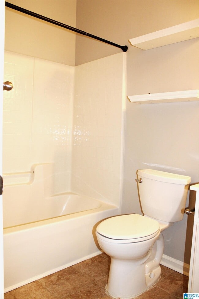 Building Photo - 5338 Cottage Ln