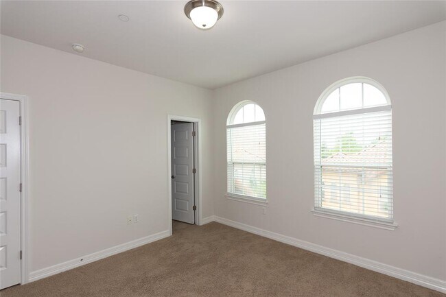 Building Photo - 12205 Terraza Cir