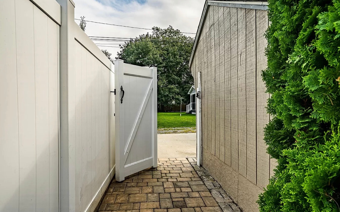 Gate to Parking Spot - 122 Belvedere Ave