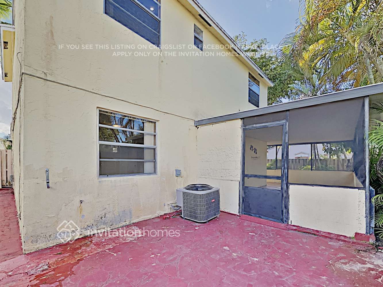 Building Photo - 8216 NW 192nd Terrace