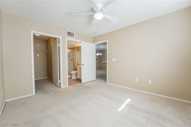 Building Photo - 1908 Villa Palms Ct