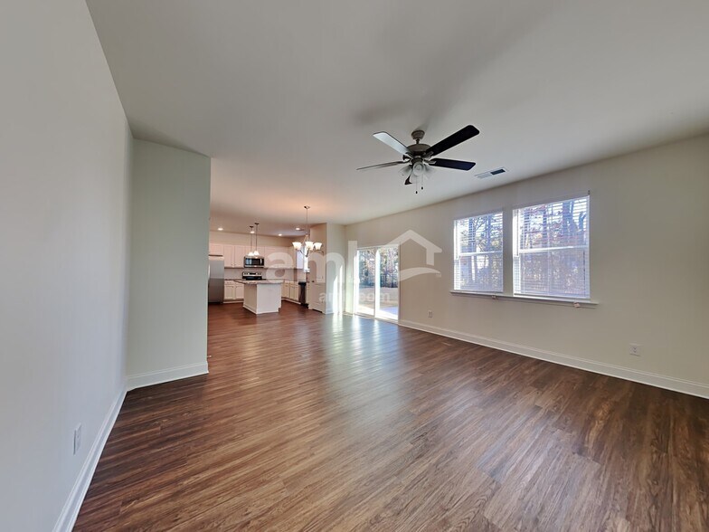 Building Photo - 212 Rivulet Dr
