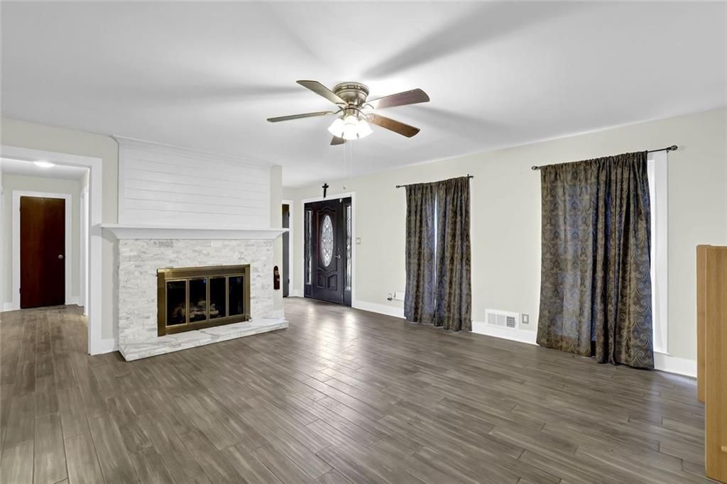 Building Photo - 2683 Ashworth Cir