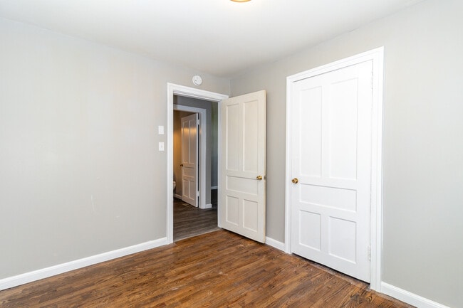 Building Photo - 4802 Inskip Rd