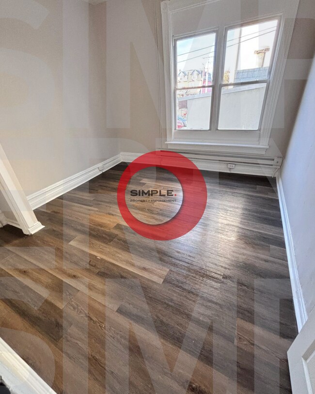 Building Photo - 230 N 4th St