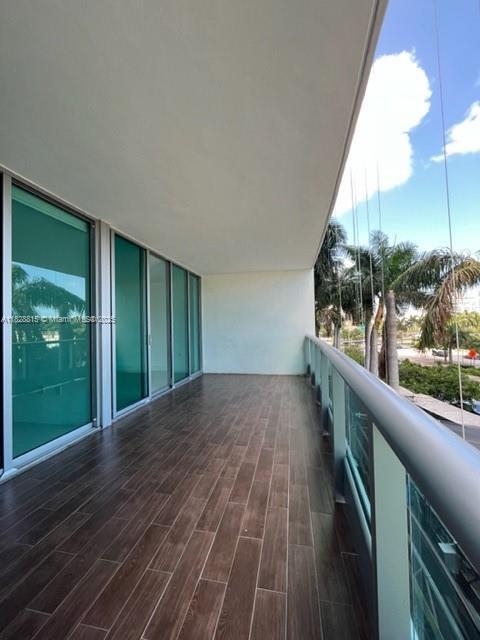 Building Photo - 900 Biscayne Blvd