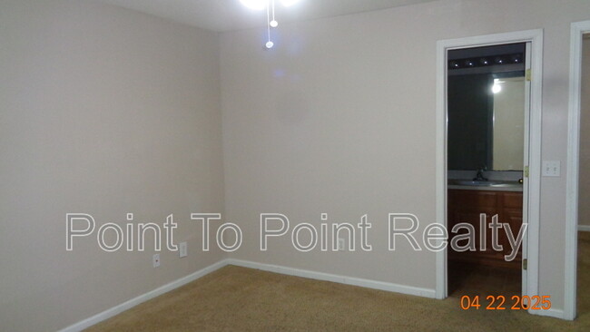 Building Photo - 4822 Playpen Dr