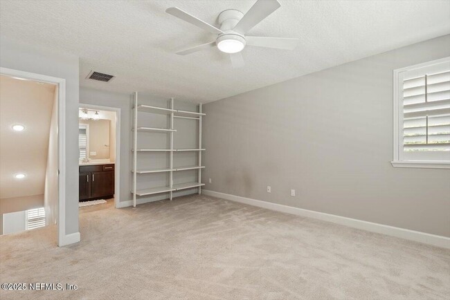 Building Photo - 37 Autumn Knoll Ct