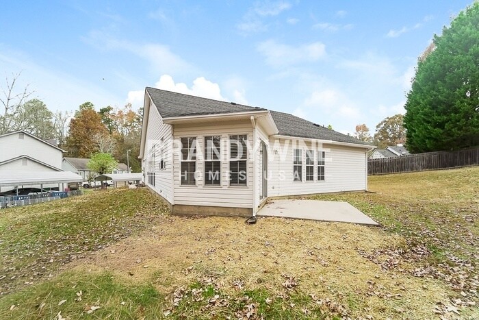 Building Photo - 5831 Silver Eagle Dr