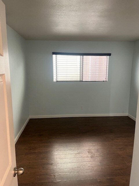 Building Photo - 6655 Esplanade