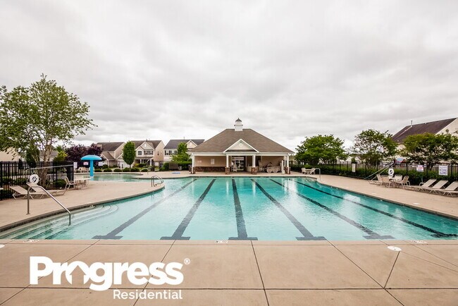 Building Photo - 1800 Windy Willow Ln