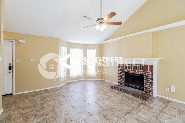 Building Photo - 3 Bedroom Pet-Friendly Home in Cedar Hill,...