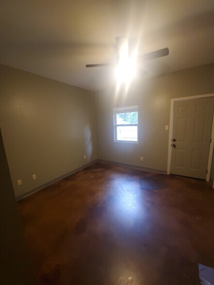 Bedroom - 1615 Aldersgate Rd